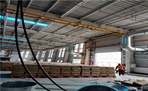 武漢排煙管道加工廠帶大家了解排（pái）煙管道安裝和保養：