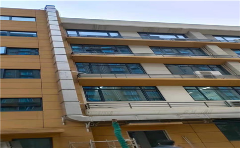 武漢風管（guǎn）安裝廠家分享風管安裝流（liú）程和防火（huǒ）加（jiā）固工（gōng）藝：