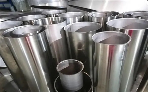 湖北焊接管道加工廠談挑選適合不鏽鋼風管解決方（fāng）案的建議：